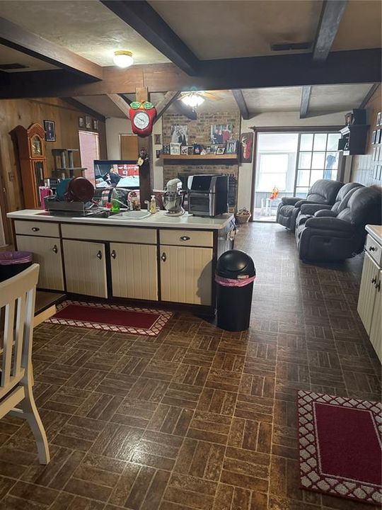 En Venta: $260,000 (3 camas, 1 baños, 1683 Pies cuadrados)