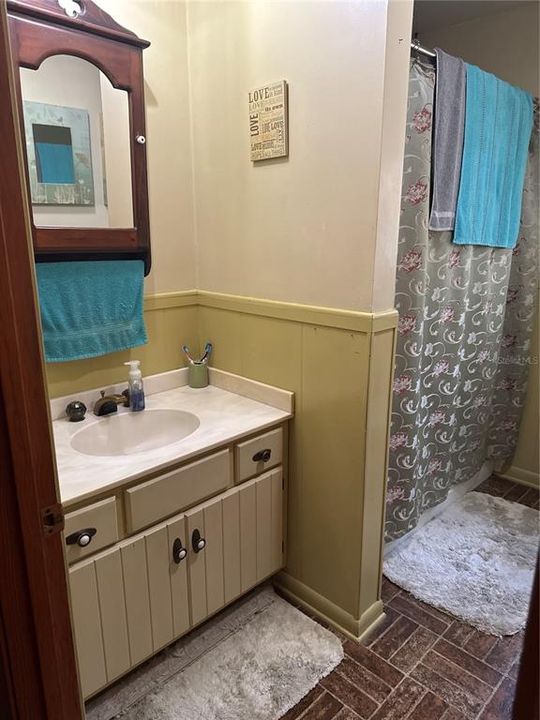 En Venta: $260,000 (3 camas, 1 baños, 1683 Pies cuadrados)