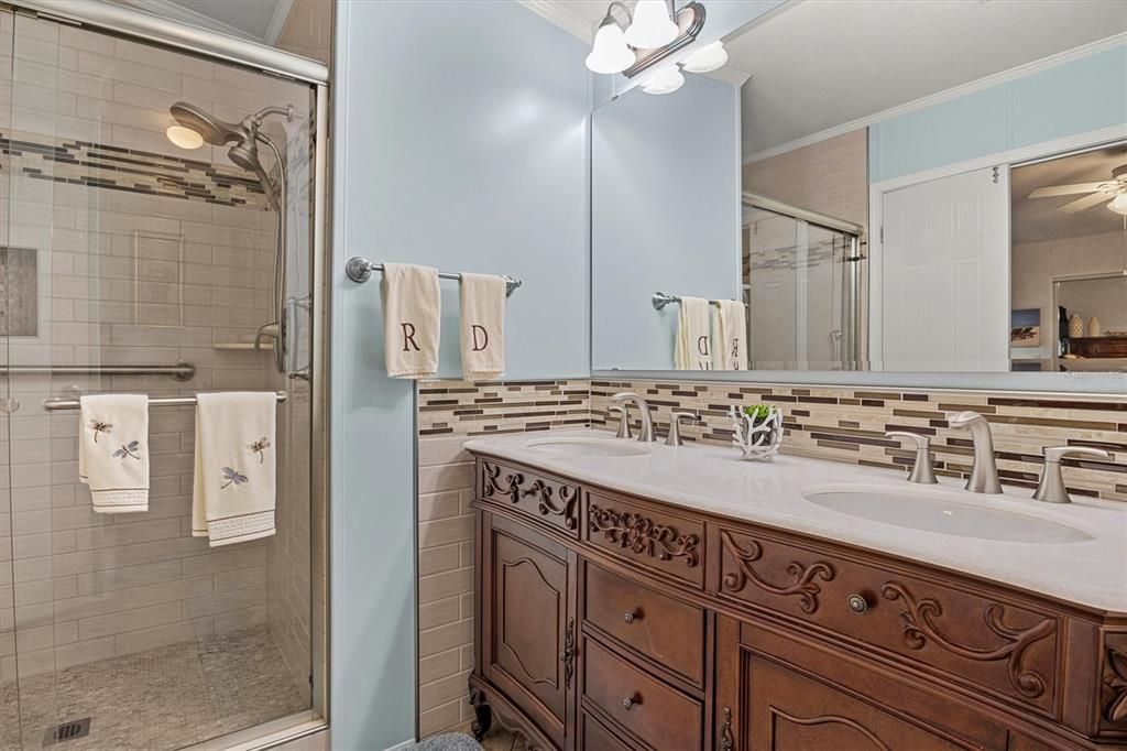 For Sale: $160,000 (2 beds, 2 baths, 1296 Square Feet)