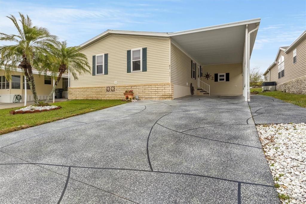 For Sale: $160,000 (2 beds, 2 baths, 1296 Square Feet)