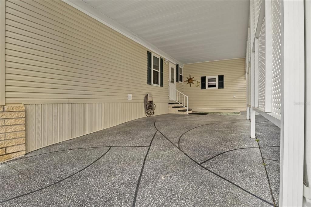 For Sale: $160,000 (2 beds, 2 baths, 1296 Square Feet)