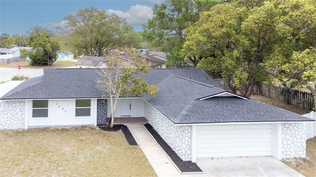 Vendido Recientemente: $370,000 (3 camas, 2 baños, 1336 Pies cuadrados)