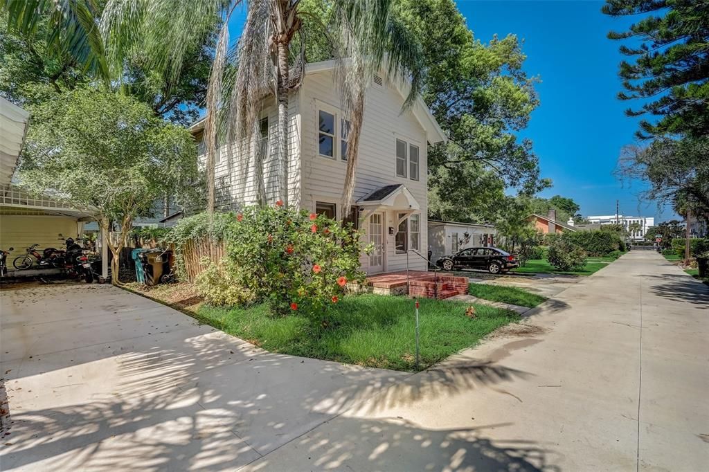 For Sale: $430,000 (2 beds, 0 baths, 1144 Square Feet)