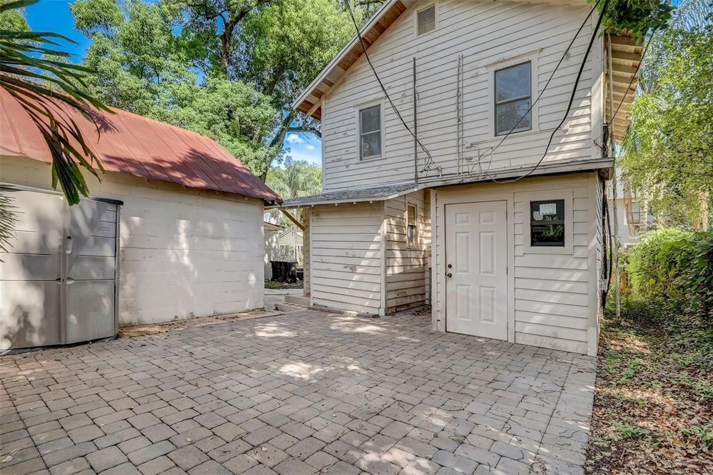 For Sale: $430,000 (2 beds, 0 baths, 1144 Square Feet)