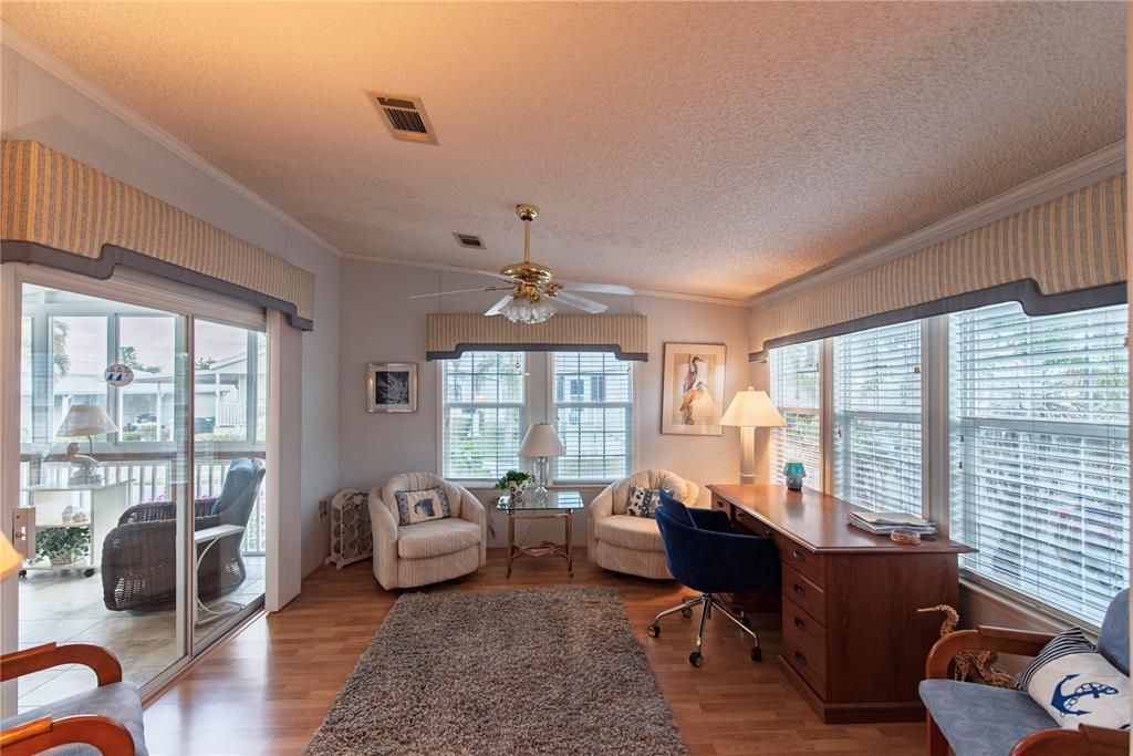 Active With Contract: $150,000 (2 beds, 2 baths, 1248 Square Feet)