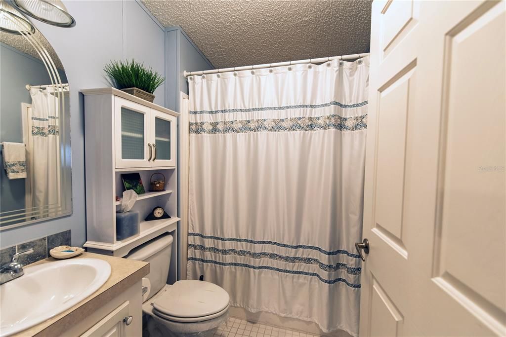 Active With Contract: $150,000 (2 beds, 2 baths, 1248 Square Feet)