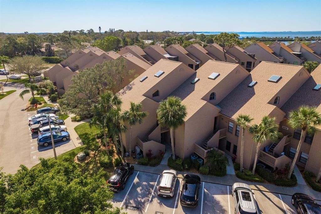 待售: $395,000 (2 贝兹, 2 浴室, 1070 平方英尺)