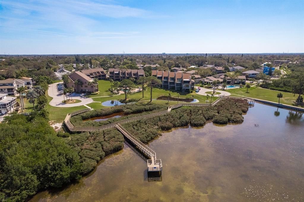 待售: $395,000 (2 贝兹, 2 浴室, 1070 平方英尺)