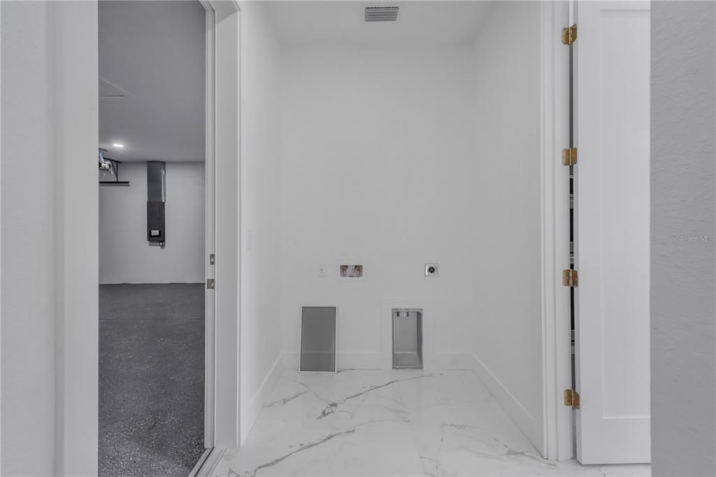 For Sale: $1,250,000 (4 beds, 3 baths, 2271 Square Feet)