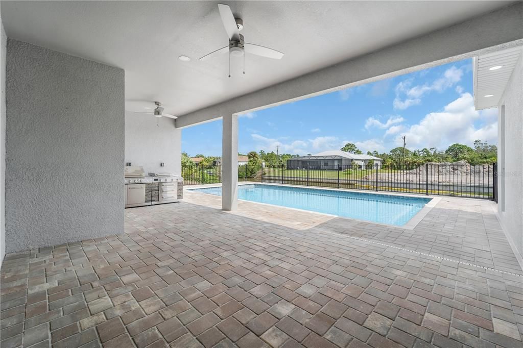 For Sale: $1,250,000 (4 beds, 3 baths, 2271 Square Feet)