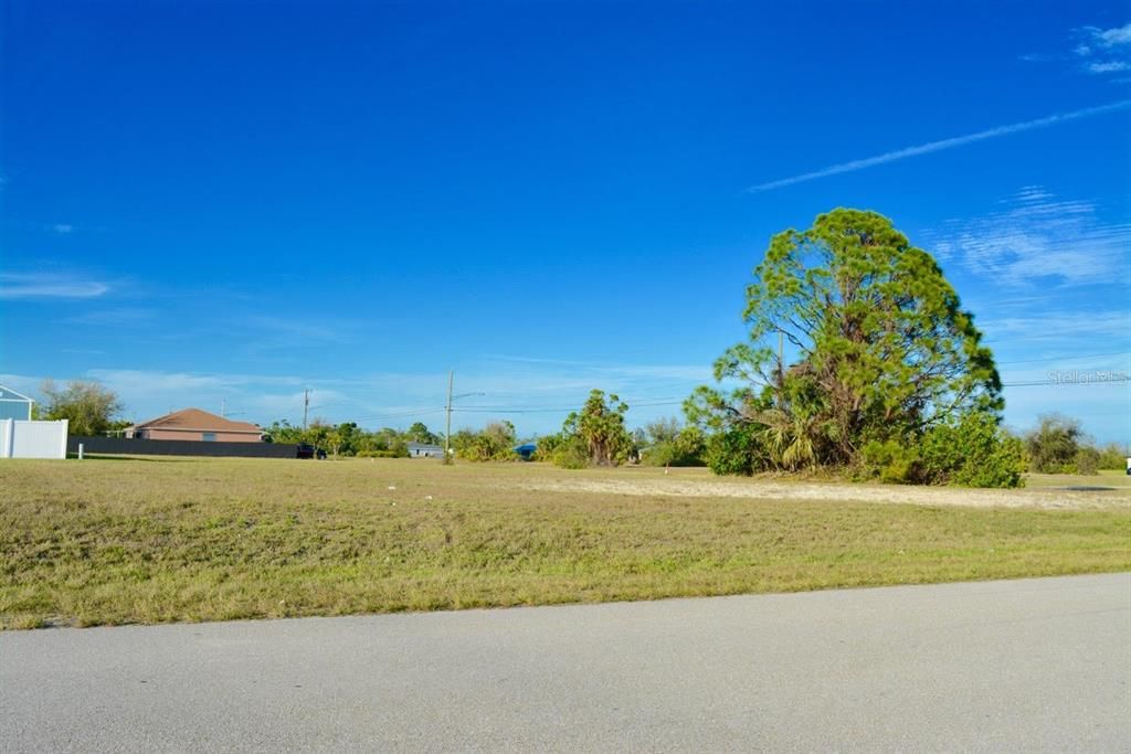 En Venta: $25,000 (0.13 acres)