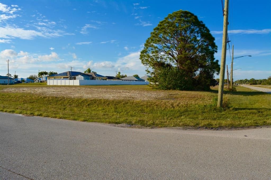 En Venta: $25,000 (0.13 acres)