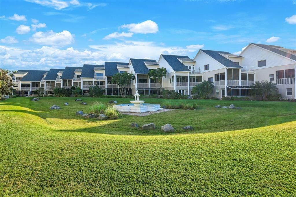 For Sale: $375,000 (3 beds, 3 baths, 2436 Square Feet)