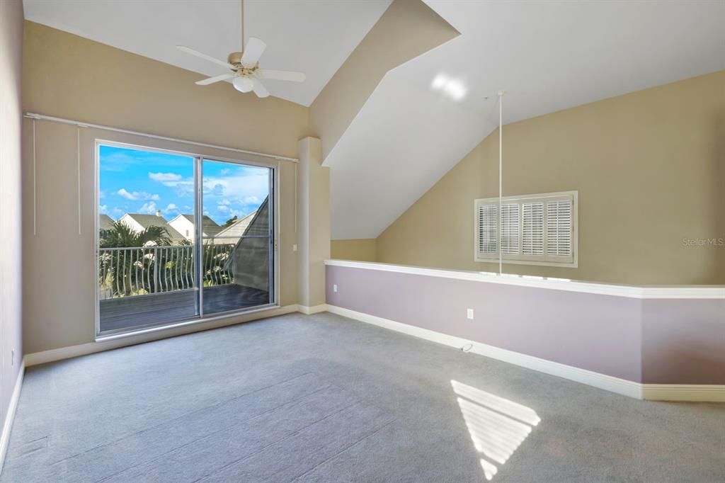 For Sale: $375,000 (3 beds, 3 baths, 2436 Square Feet)