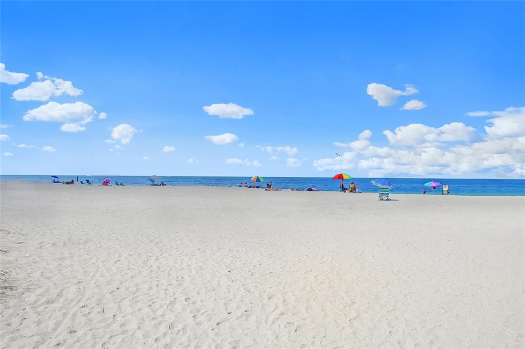 На продажу: $3,950,000 (5 спален, 4 ванн, 4293 Квадратных фут)