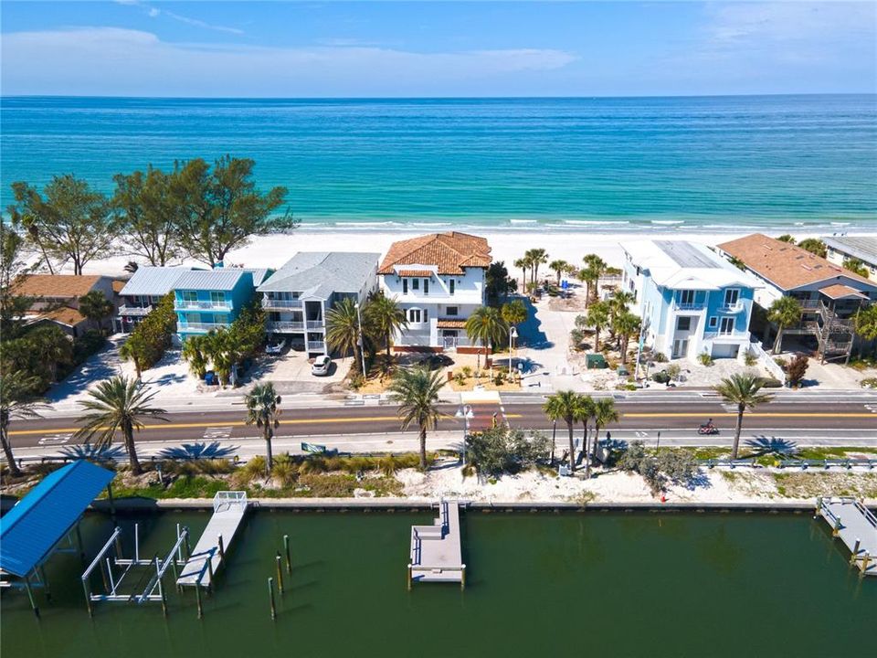 For Sale: $6,999,000 (4 beds, 4 baths, 4490 Square Feet)