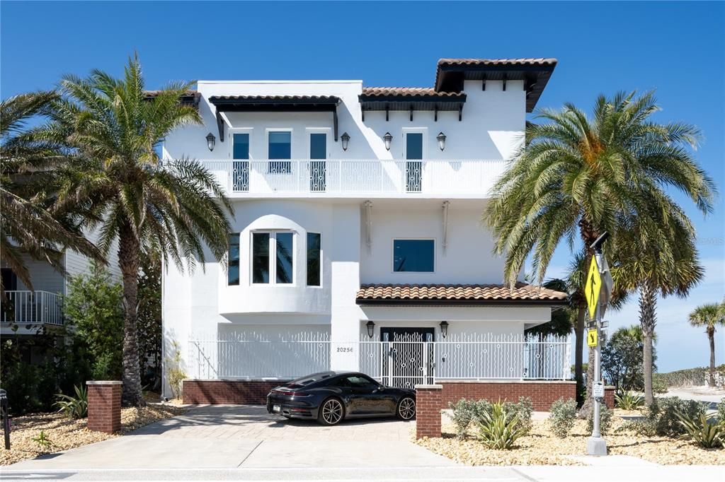 For Sale: $6,999,000 (4 beds, 4 baths, 4490 Square Feet)