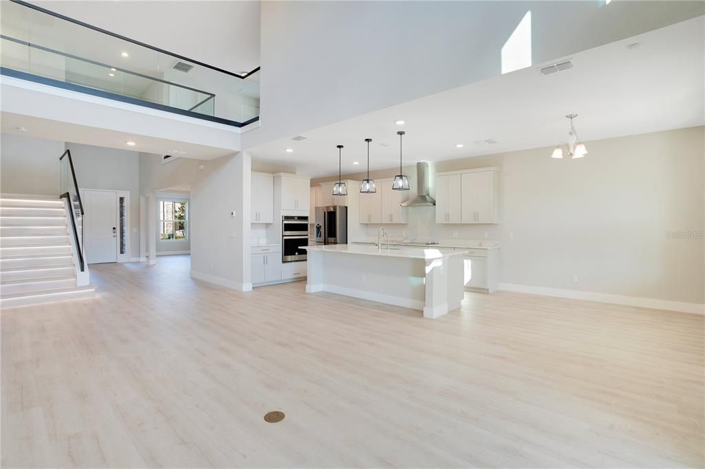 For Sale: $1,299,900 (6 beds, 4 baths, 4058 Square Feet)