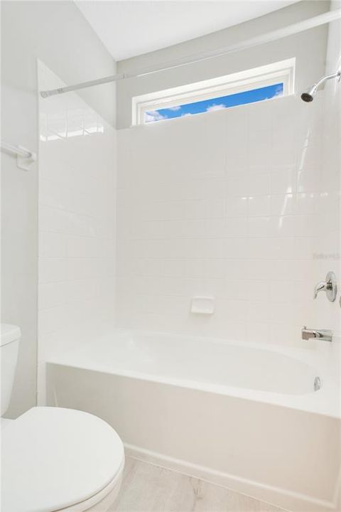 For Sale: $1,299,900 (6 beds, 4 baths, 4058 Square Feet)