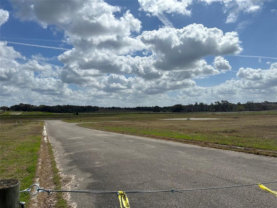 En Venta: $999,000 (10.01 acres)