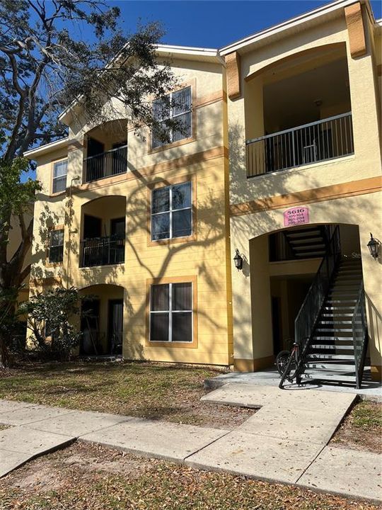 Vendido Recientemente: $167,500 (2 camas, 1 baños, 868 Pies cuadrados)