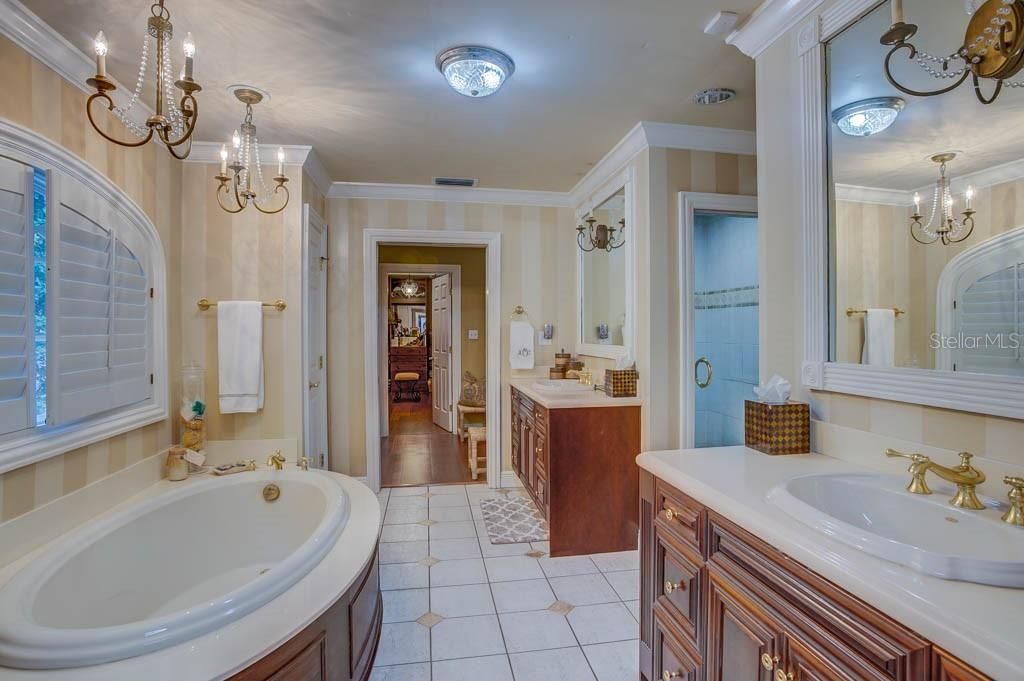 En Venta: $4,200,000 (5 camas, 6 baños, 6248 Pies cuadrados)