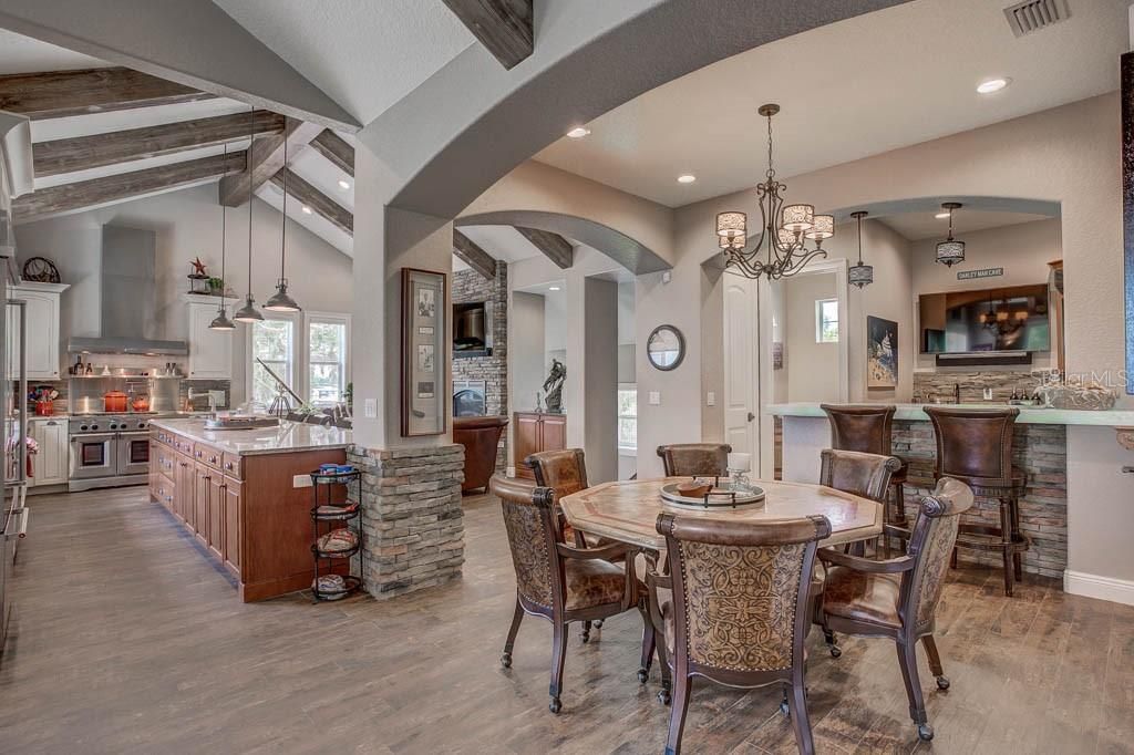 En Venta: $4,200,000 (5 camas, 6 baños, 6248 Pies cuadrados)