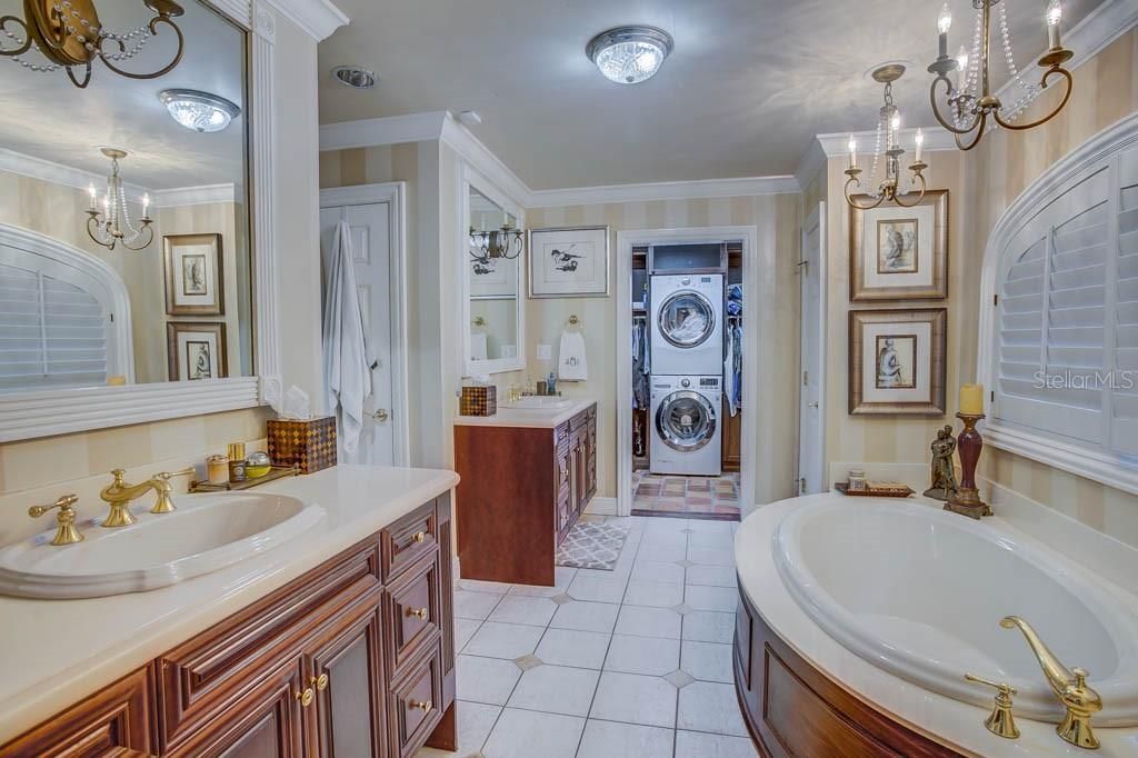 En Venta: $4,200,000 (5 camas, 6 baños, 6248 Pies cuadrados)