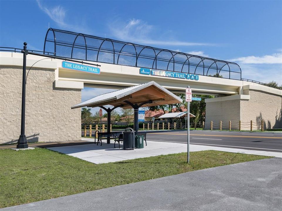 На продажу: $425,000 (0.38 acres)