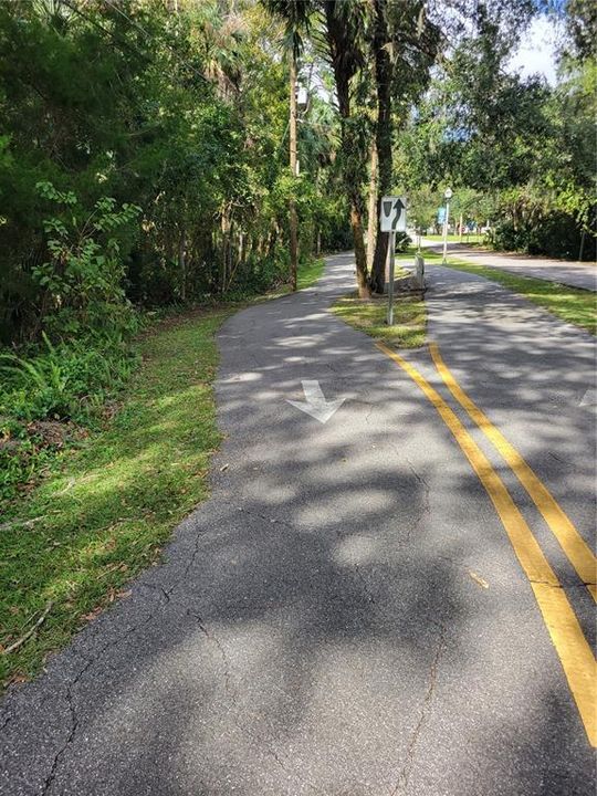 На продажу: $82,500 (0.26 acres)