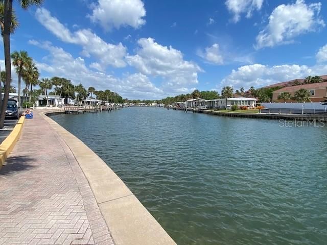 出租: $1,550 (1 贝兹, 1 浴室, 800 平方英尺)