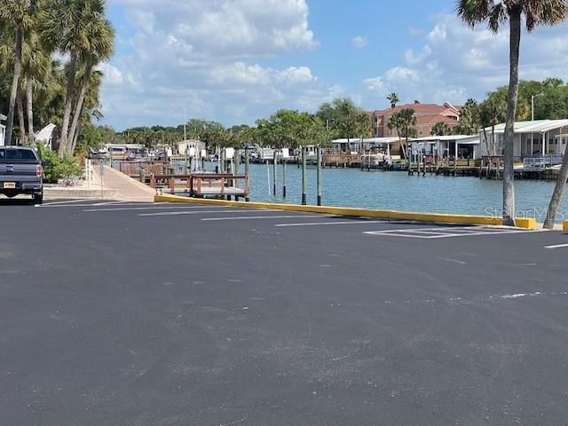 出租: $1,550 (1 贝兹, 1 浴室, 800 平方英尺)