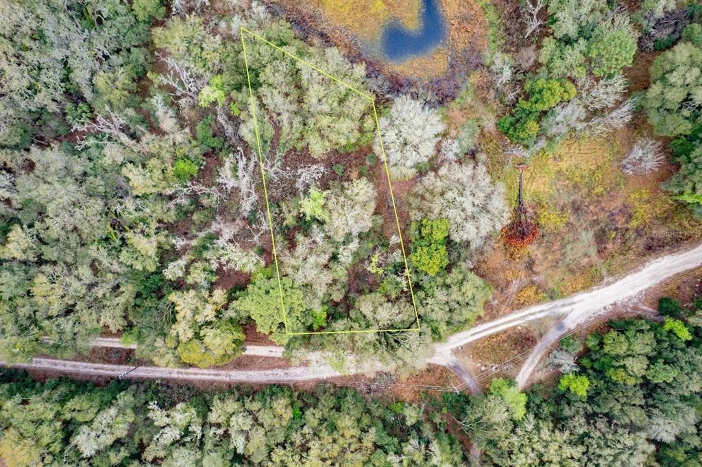 最近售出: $15,500 (0.41 acres)