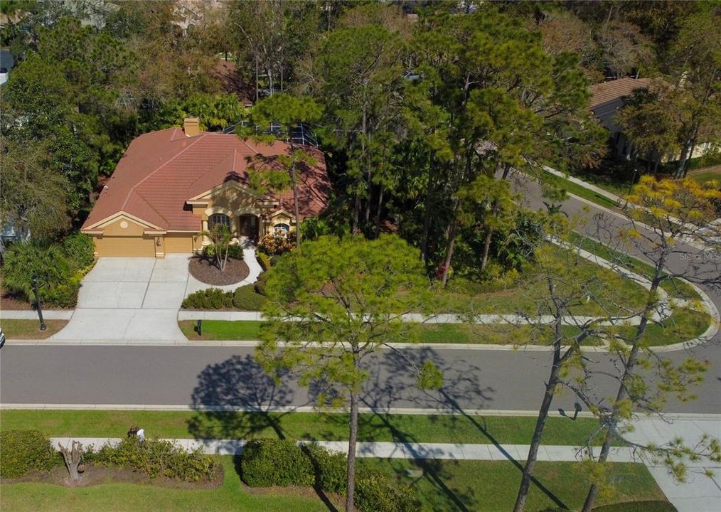 合同活跃: $865,000 (5 贝兹, 3 浴室, 3019 平方英尺)