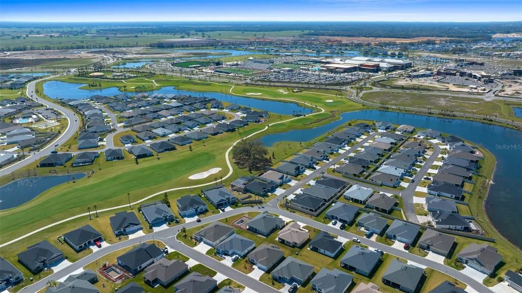 待售: $3,000,000 (5.57 acres)