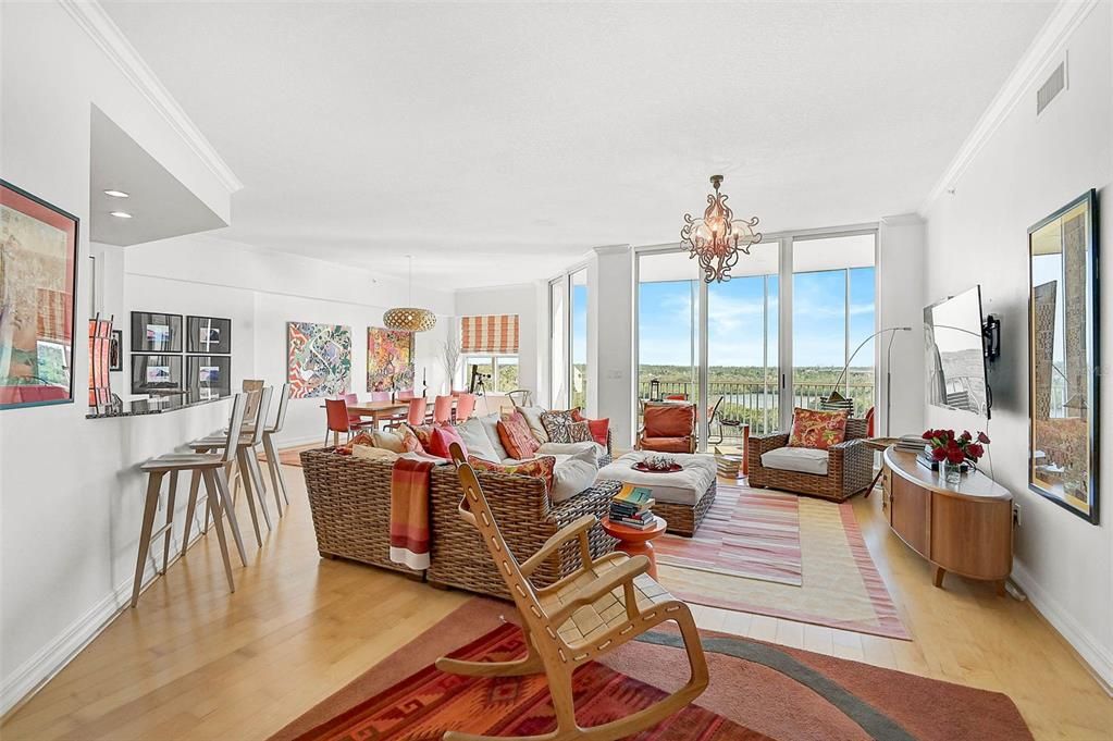 For Sale: $1,395,000 (3 beds, 3 baths, 2545 Square Feet)