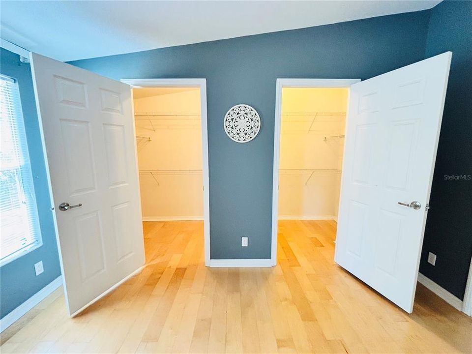 На продажу: $255,900 (3 спален, 2 ванн, 1710 Квадратных фут)