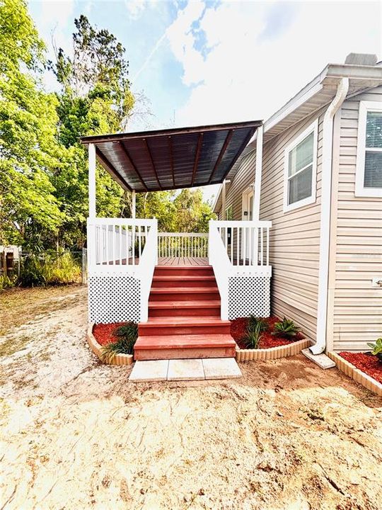 На продажу: $255,900 (3 спален, 2 ванн, 1710 Квадратных фут)