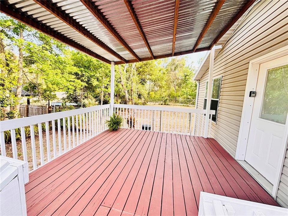 На продажу: $255,900 (3 спален, 2 ванн, 1710 Квадратных фут)