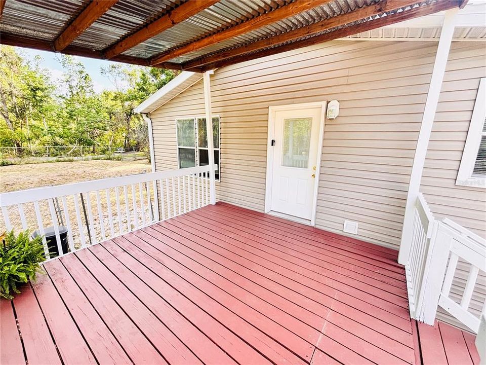 На продажу: $255,900 (3 спален, 2 ванн, 1710 Квадратных фут)