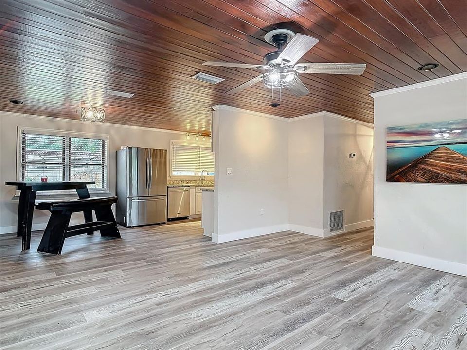 待售: $348,500 (3 贝兹, 2 浴室, 1192 平方英尺)