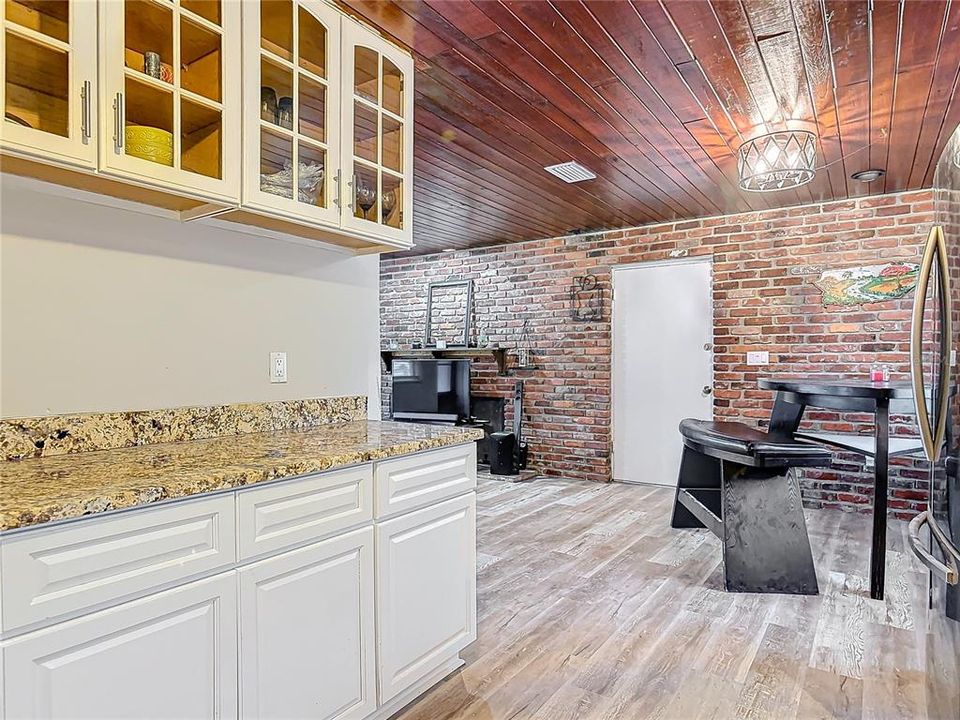 待售: $348,500 (3 贝兹, 2 浴室, 1192 平方英尺)