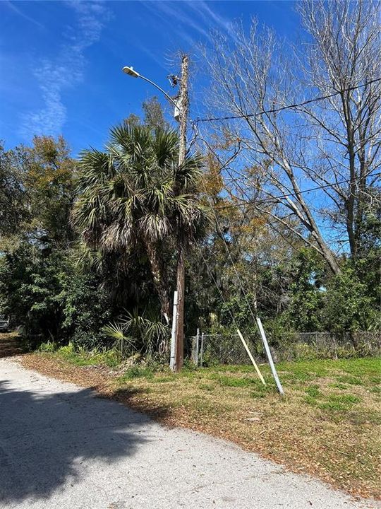 待售: $40,000 (0.15 acres)