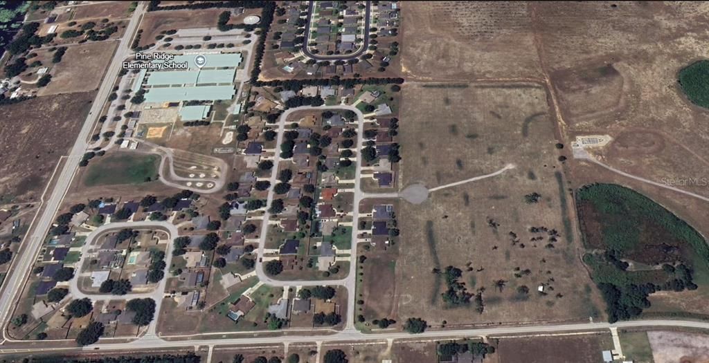 待售: $348,000 (4.71 acres)