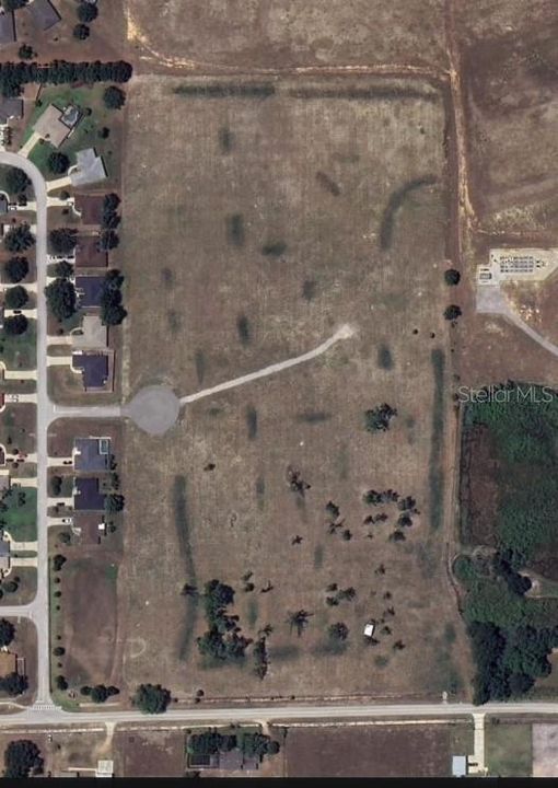 待售: $348,000 (4.71 acres)