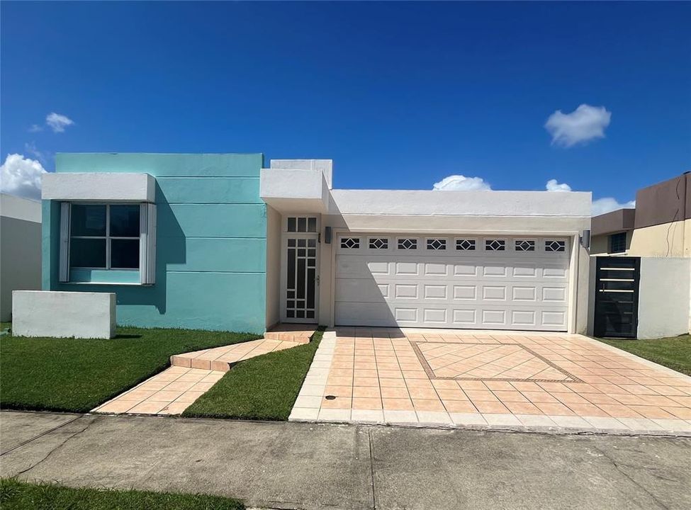 Recently Sold: $269,000 (3 beds, 2 baths, 3626 Square Feet)