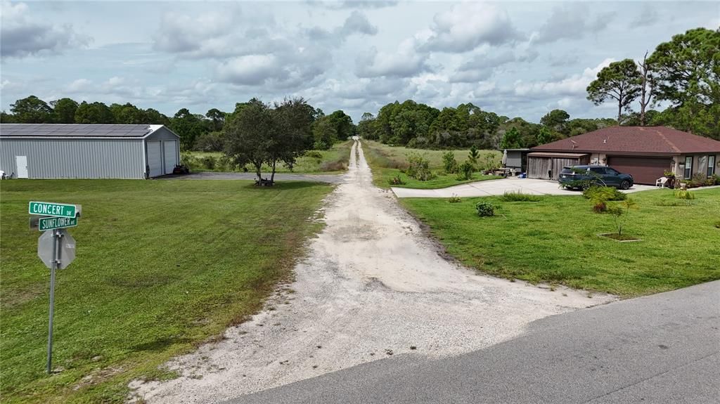 待售: $14,000 (0.23 acres)