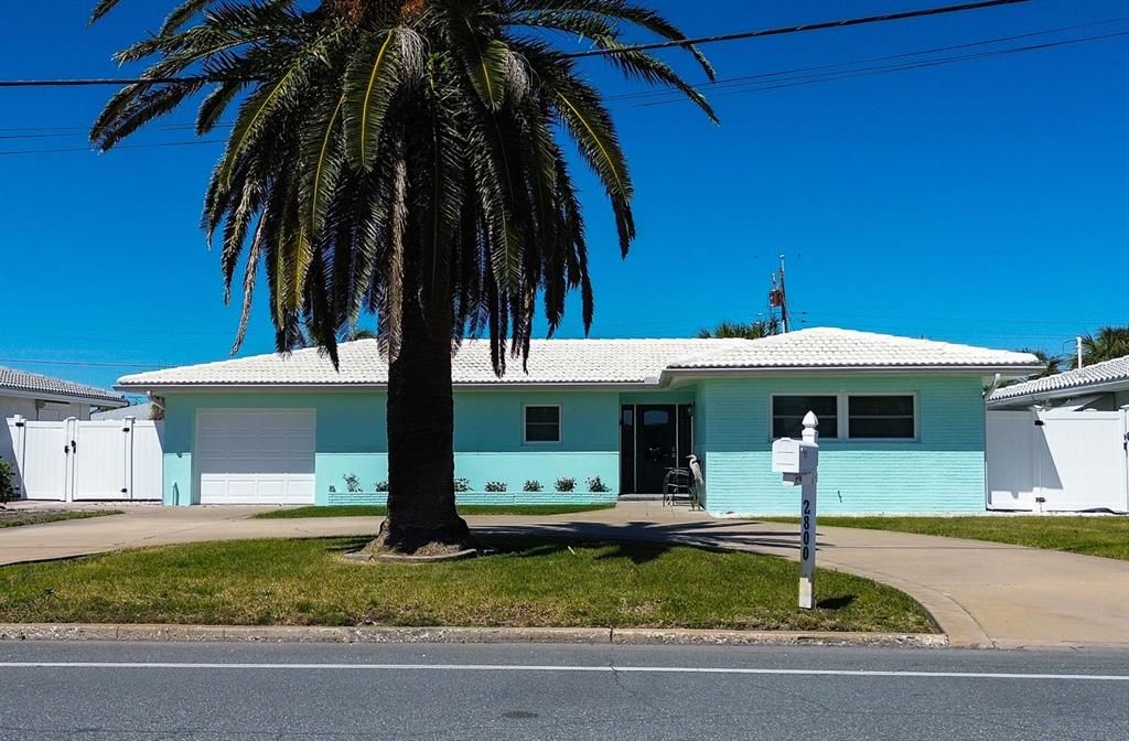 最近售出: $709,000 (2 贝兹, 2 浴室, 1270 平方英尺)