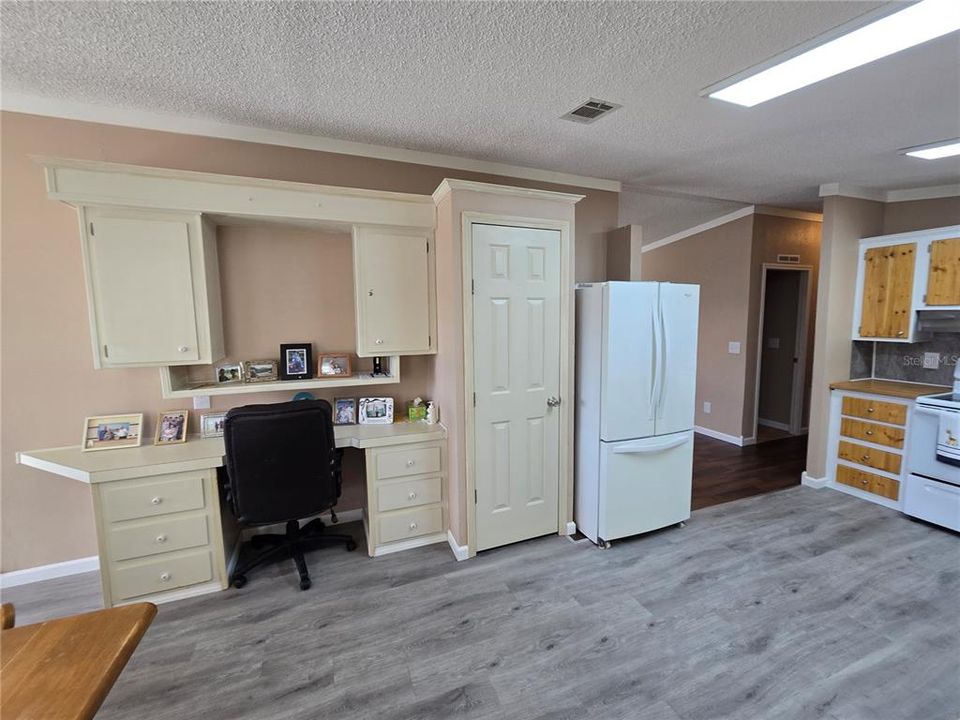 Под контрактом: $134,999 (2 спален, 2 ванн, 1378 Квадратных фут)