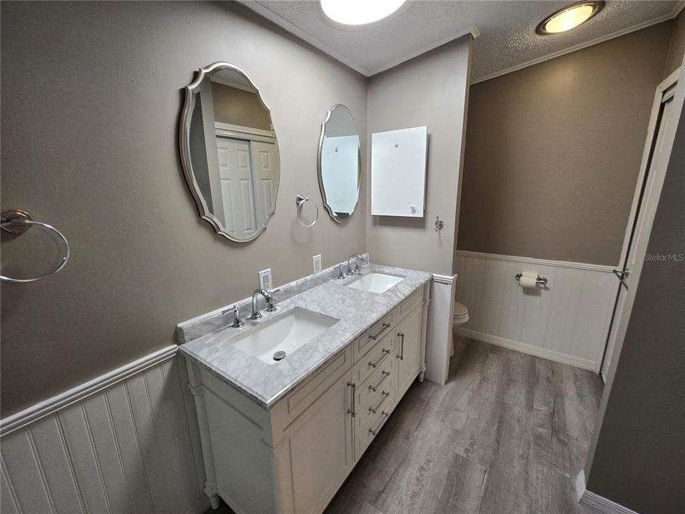 Под контрактом: $134,999 (2 спален, 2 ванн, 1378 Квадратных фут)